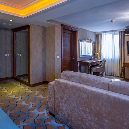 Hotel Amethyst 4*