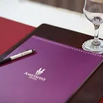 Amethyst Old Hotel